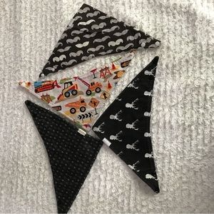 Bandanna style baby bibs snap closure